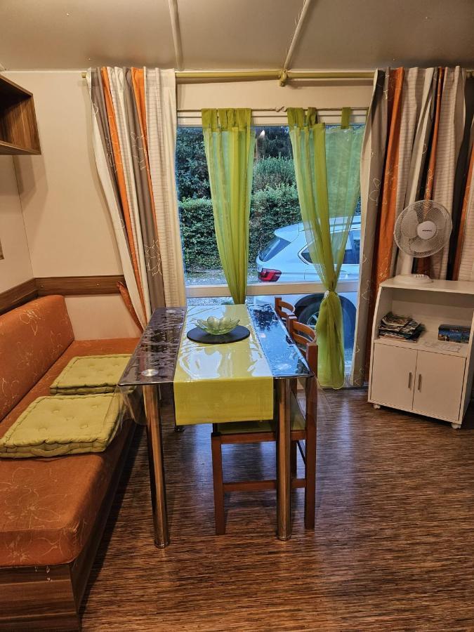 L'Azure Hotel Novalaise Bagian luar foto